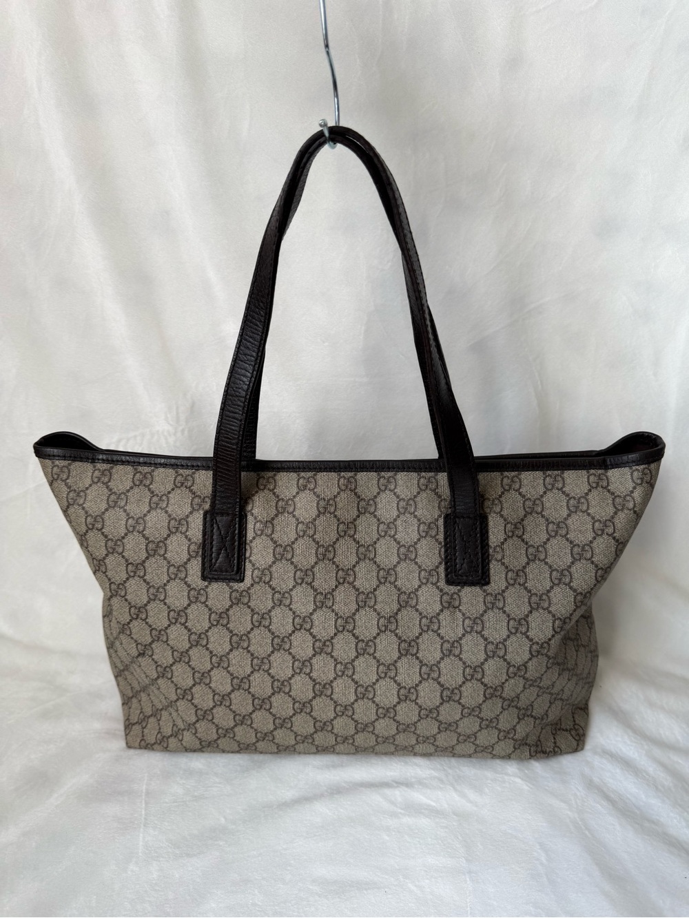 Gucci Brown GG Canvas Tote with Dark Brown Leather Trim - Picture 3 of 16